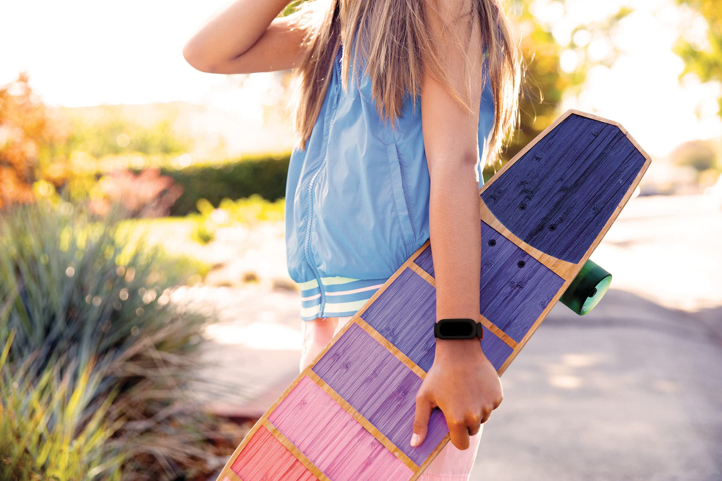 Fitbit Ace 3 Activity-Tracker for Kids 6+ One Size, Black/Racer Red