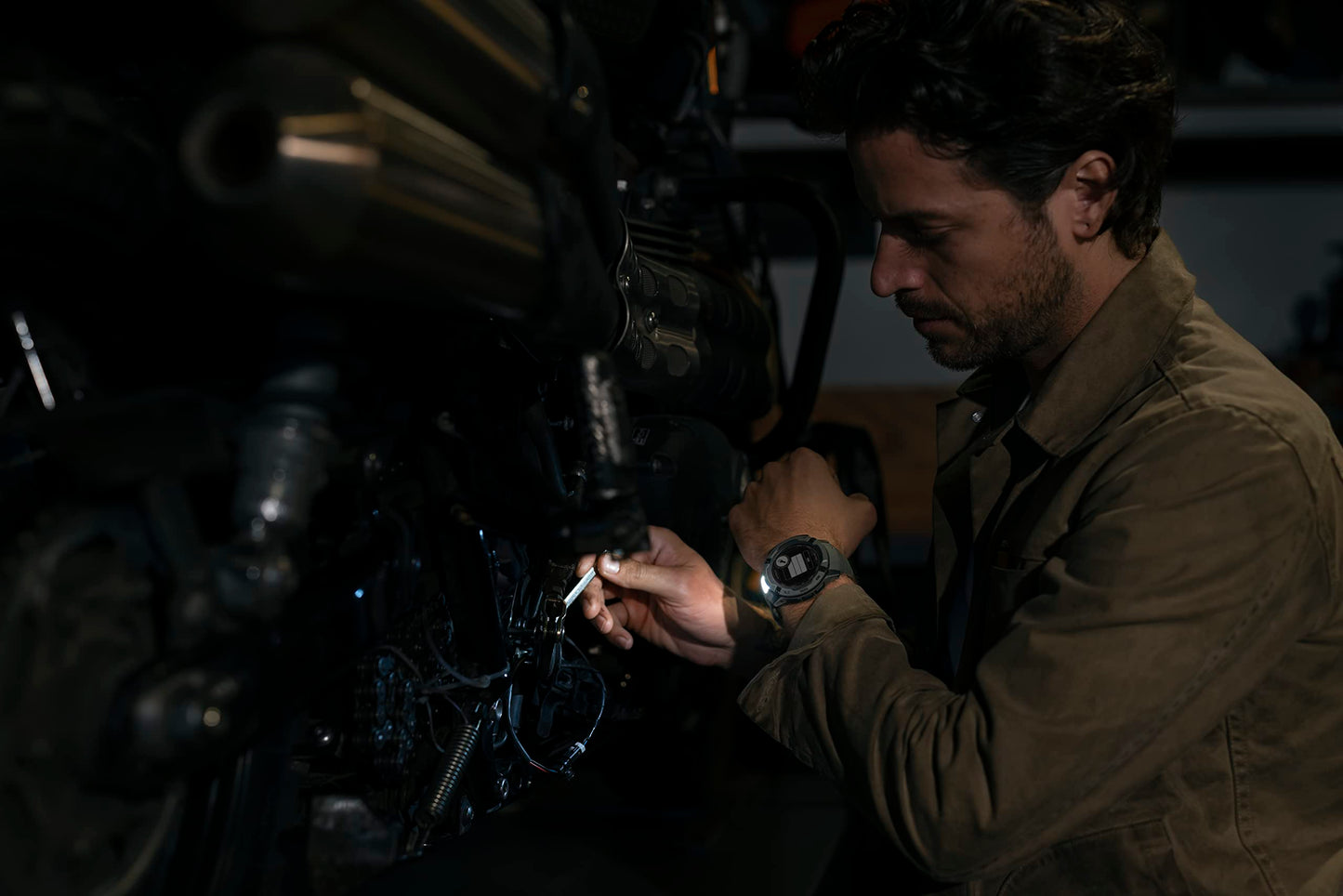 Garmin Instinct 2X Solar - Tactical Edition, Rugged GPS Smartwatch, Built-in Flashlight, Ballistics Calculator, Solar Charging Capability, Coyote Tan